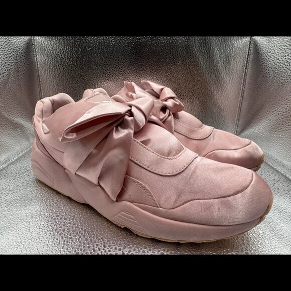 Size 7.5 - PUMA Fenty x Bow Pink W Rihanna Sneakers - Picture 1 of 10
